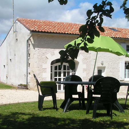 la maison d'Amélie Saint-Fort-sur-Gironde Exterior foto